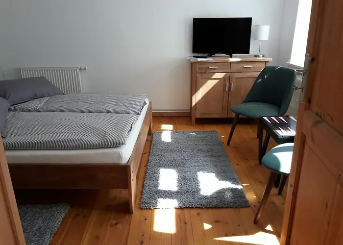 Ferienwohnung Kommunikation 5 * Brandenburg (Brandenburg an der Havel)
